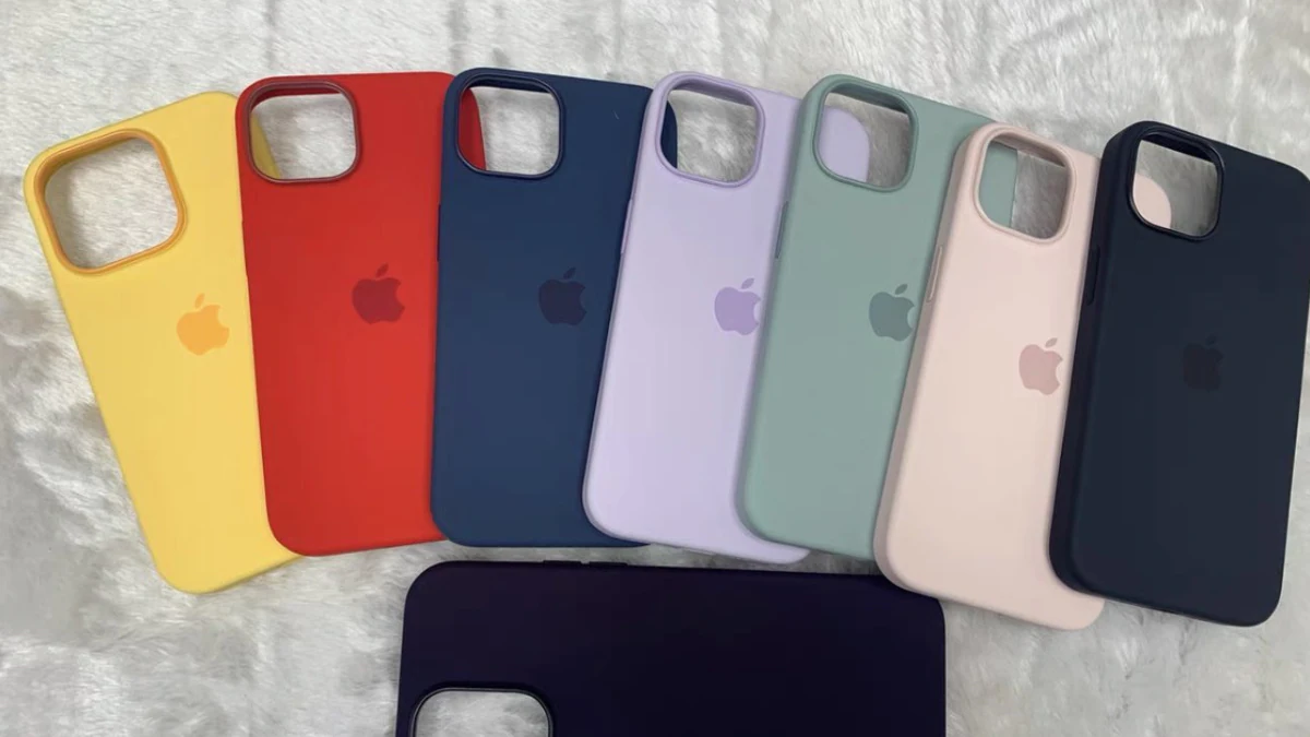 iPhone 14 Case Clones Surface Online, Likely to Come in Eight Different Shades