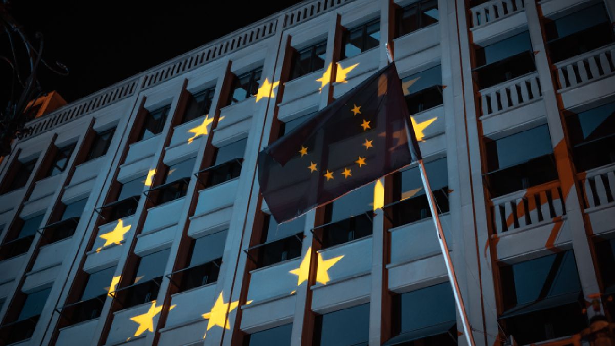 EU Imposes Complete Ban on Cross-Border Crypto Payments to Russia